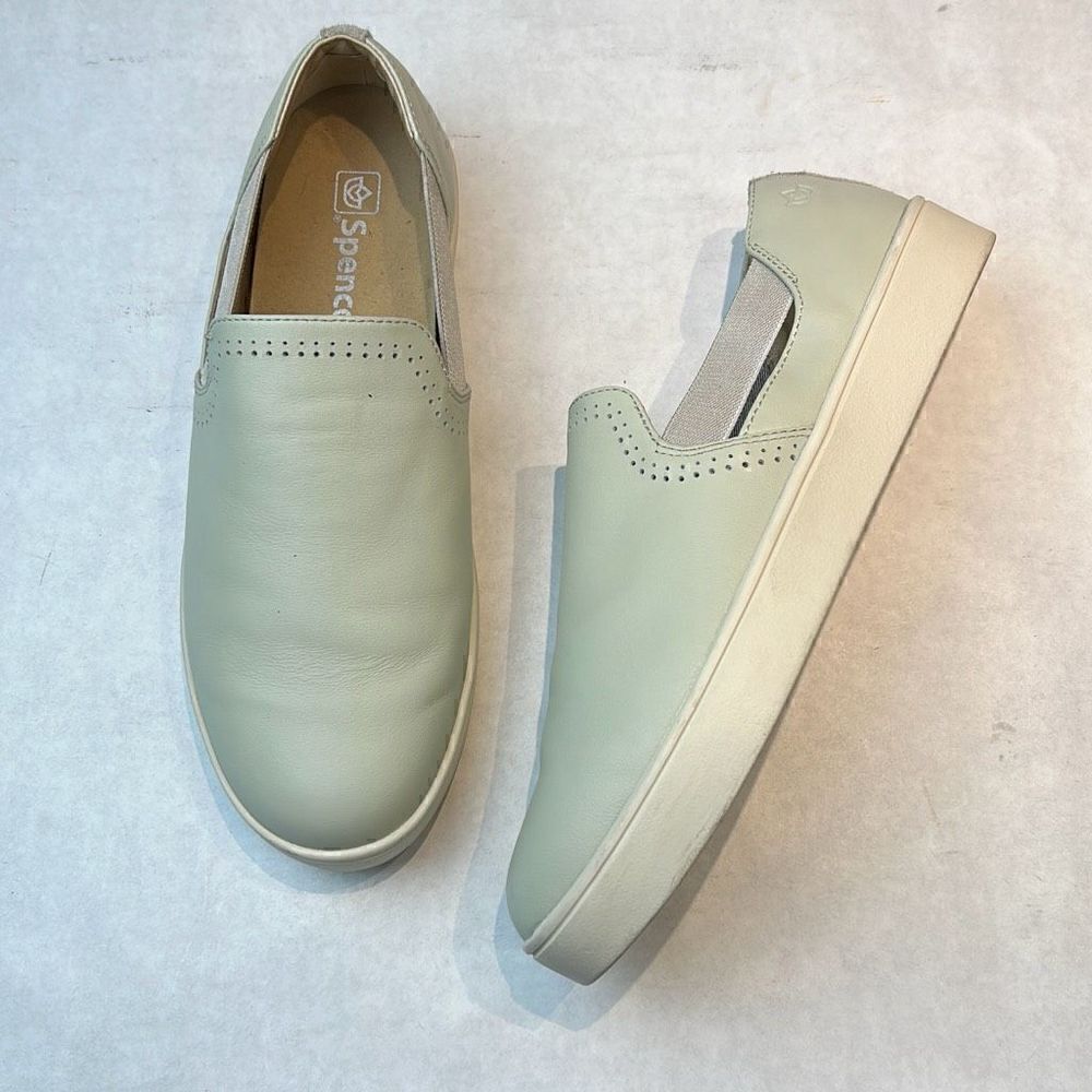 Spenco Parker Slip-On Shoes Leather Orthotic Sz 10D Oyster Lt Gray Stretch Panel